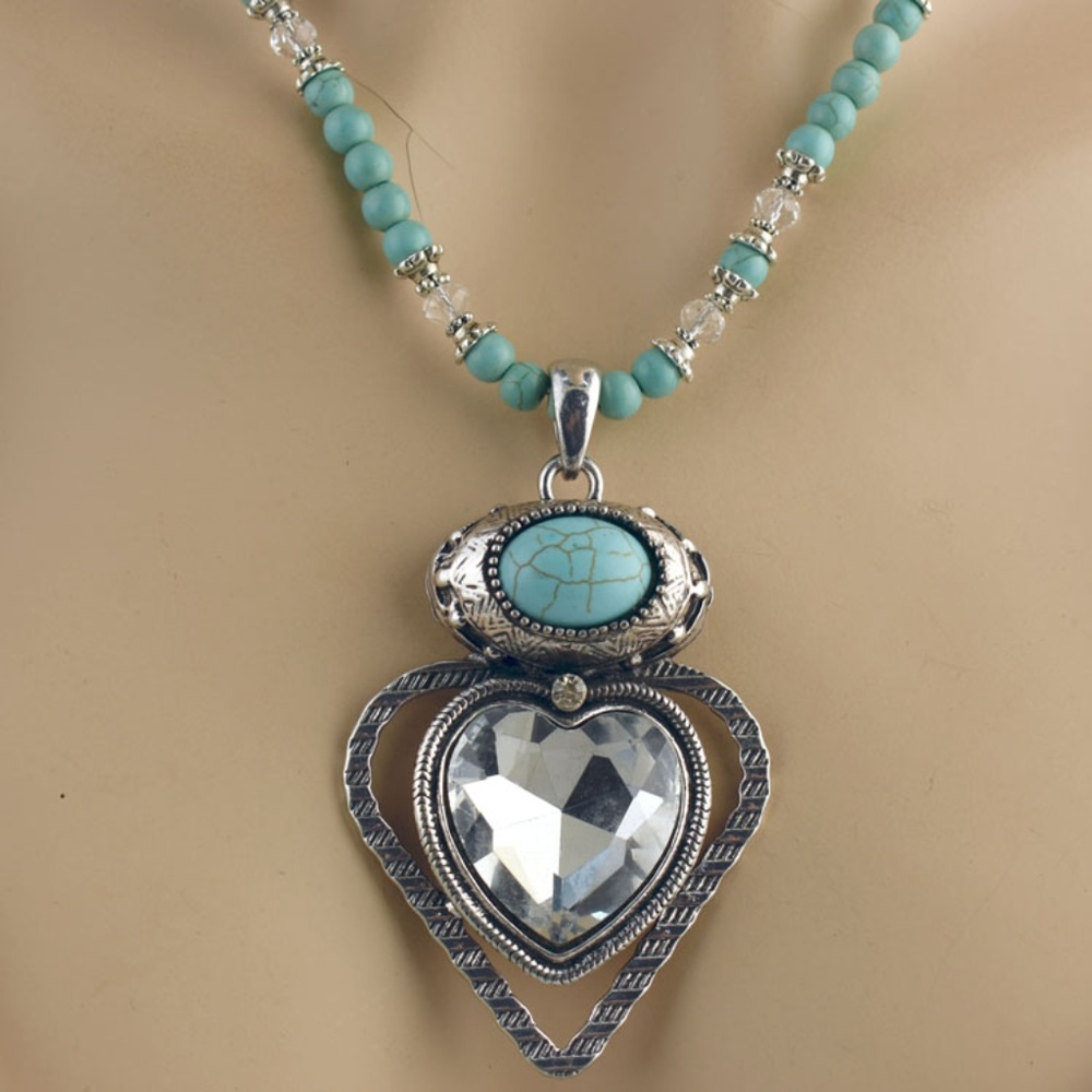 Turquoise Bling Heart Necklace & Earring Set - Picture 4 of 4